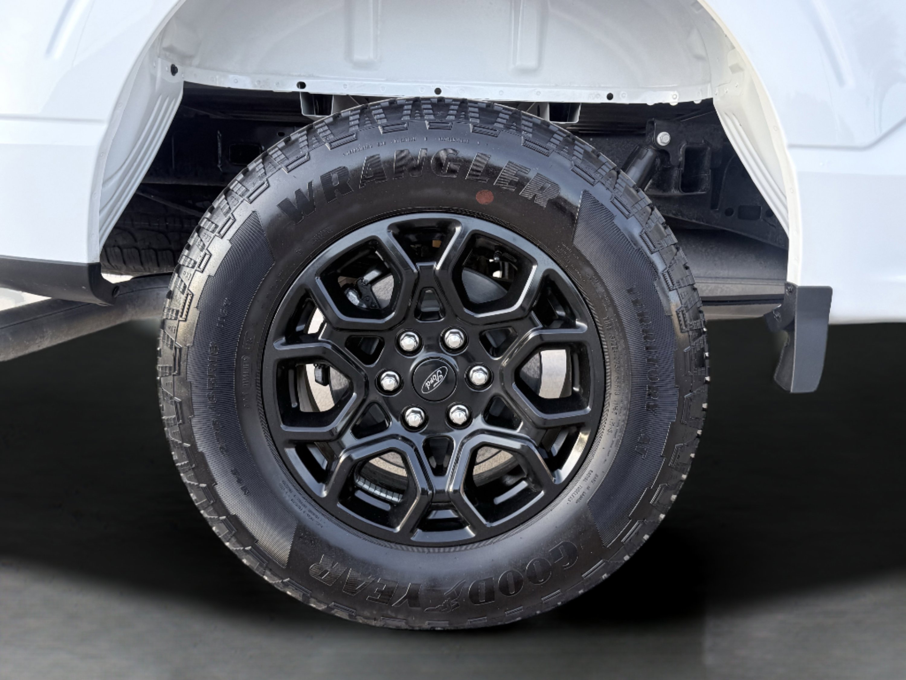 Used 2025 Ford F150 STX image 7