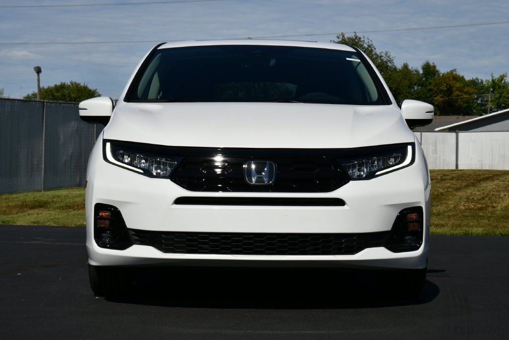New 2027 Honda Odyssey Elite image 2
