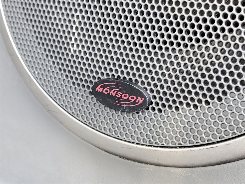 Used 2009 Pontiac Vibe GT image 9