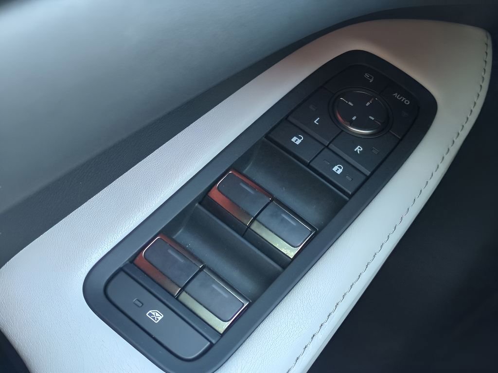 Used 2024 Lexus RX 350 Premium Plus w/ Convenience Package image 33