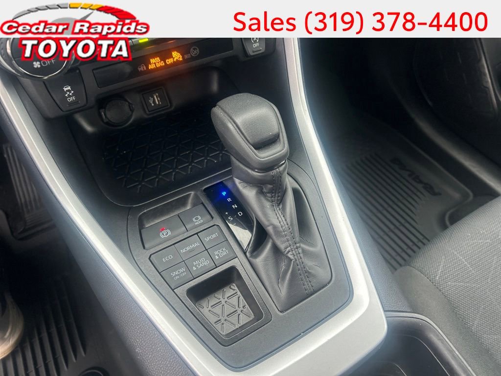 Certified 2025 Toyota RAV4 XLE image 21