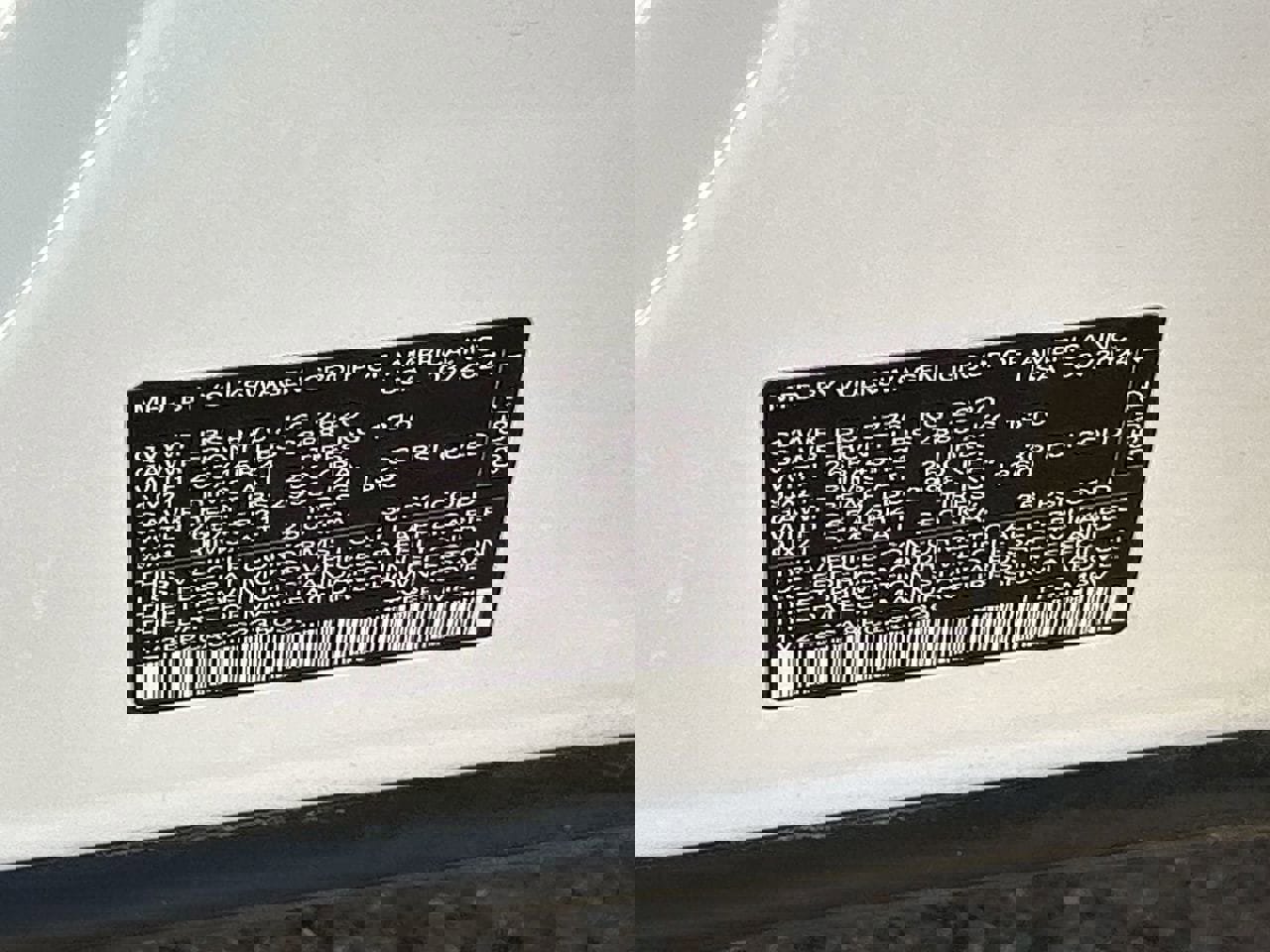 Certified 2024 Volkswagen Atlas Cross Sport SEL Premium R-Line AWD/4WD image 30