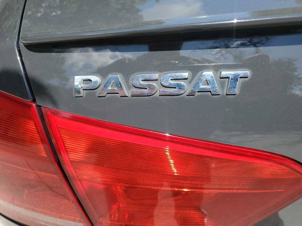 Used 2015 Volkswagen Passat 1.8T Sport FWD image 15