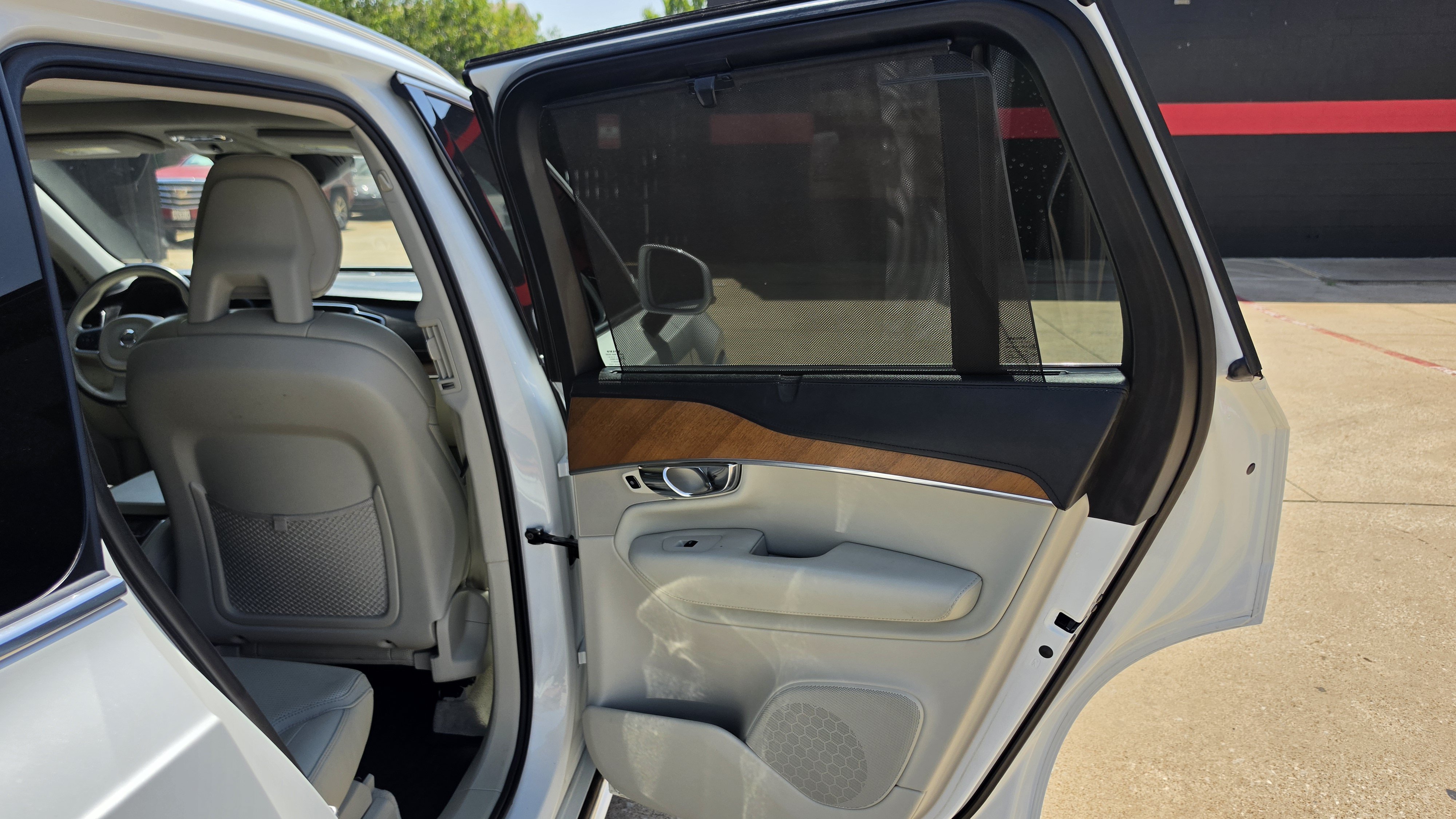 Used 2016 Volvo XC90 T6 Inscription AWD/4WD image 30