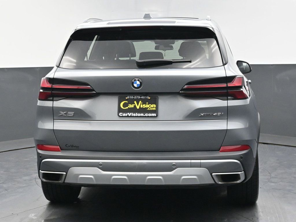 Used 2024 BMW X5 xDrive40i image 3