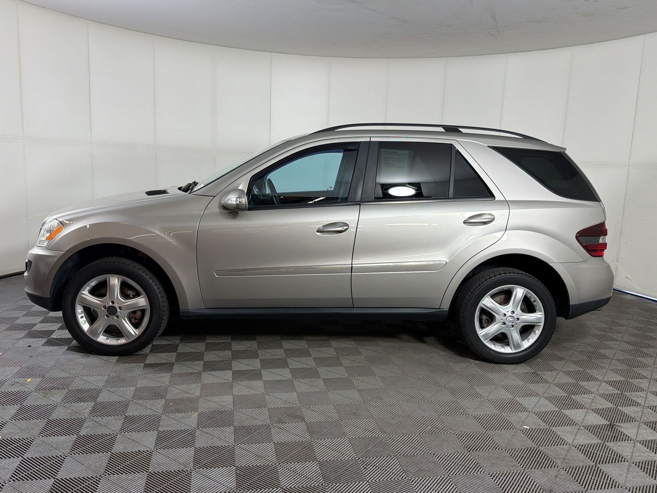 Used 2008 Mercedes-Benz ML 350 4MATIC image 2