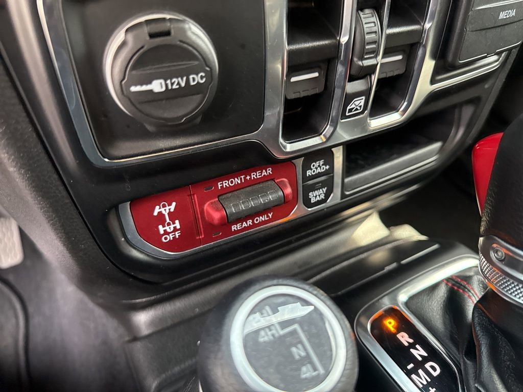 Used 2022 Jeep Gladiator Rubicon w/ Cold Weather Group AWD/4WD image 25