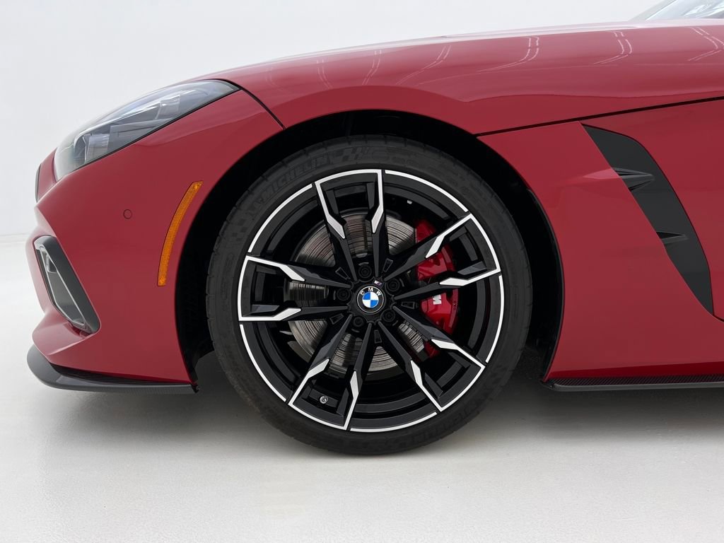 Certified 2025 BMW Z4 M40i w/ Edition image 30