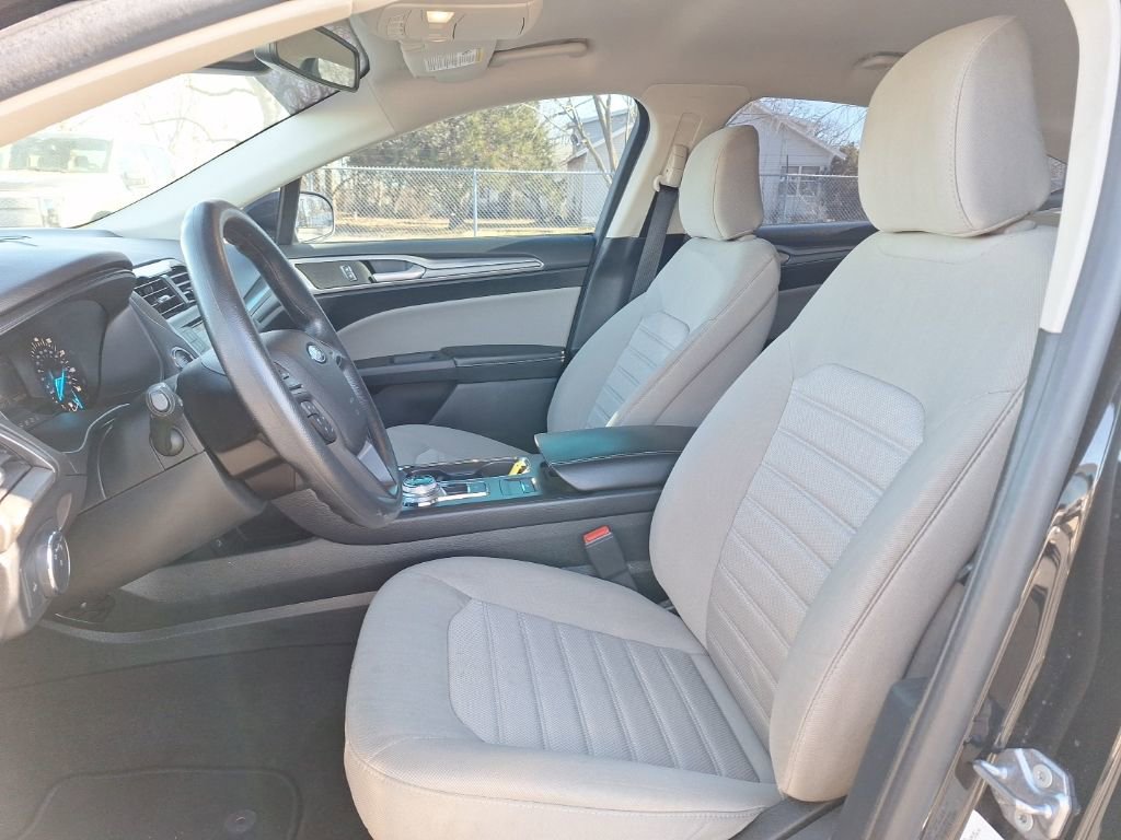 Used 2020 Ford Fusion S image 4