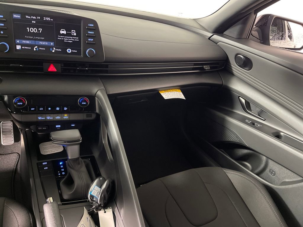 New 2026 Hyundai Elantra Sport image 17