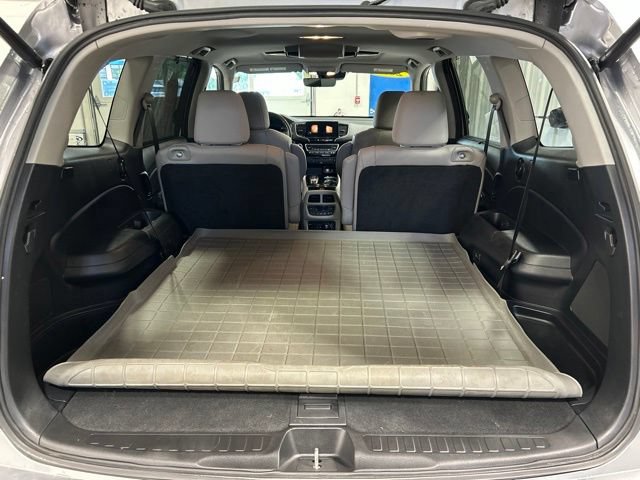 Used 2020 Honda Pilot Touring image 21