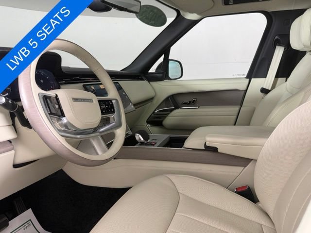 Used 2025 Land Rover Range Rover Long Wheelbase Autobiography AWD/4WD image 6