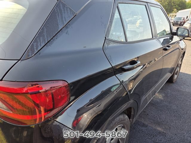 Used 2025 Hyundai Venue SEL FWD image 8