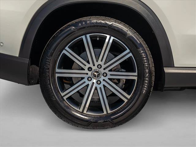 Certified 2025 Mercedes-Benz GLE 450e 4MATIC w/ Winter Package image 15