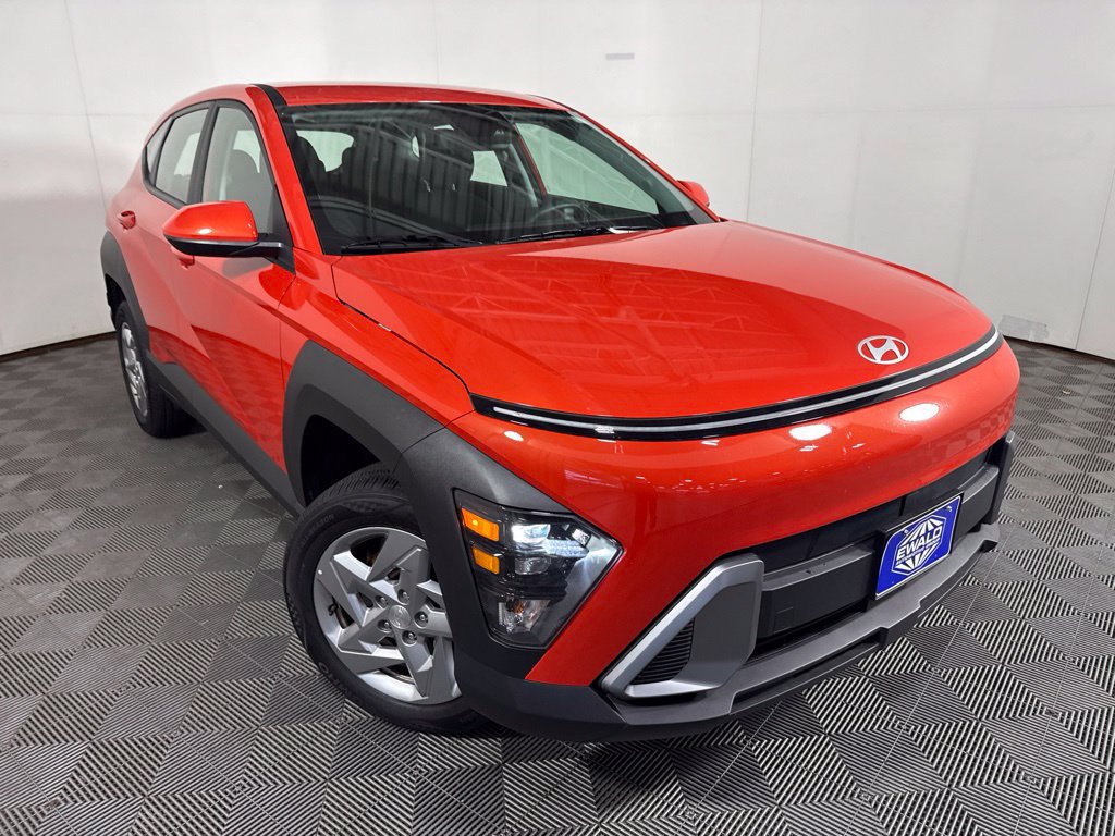 Used 2026 Hyundai Kona SE AWD/4WD image 2