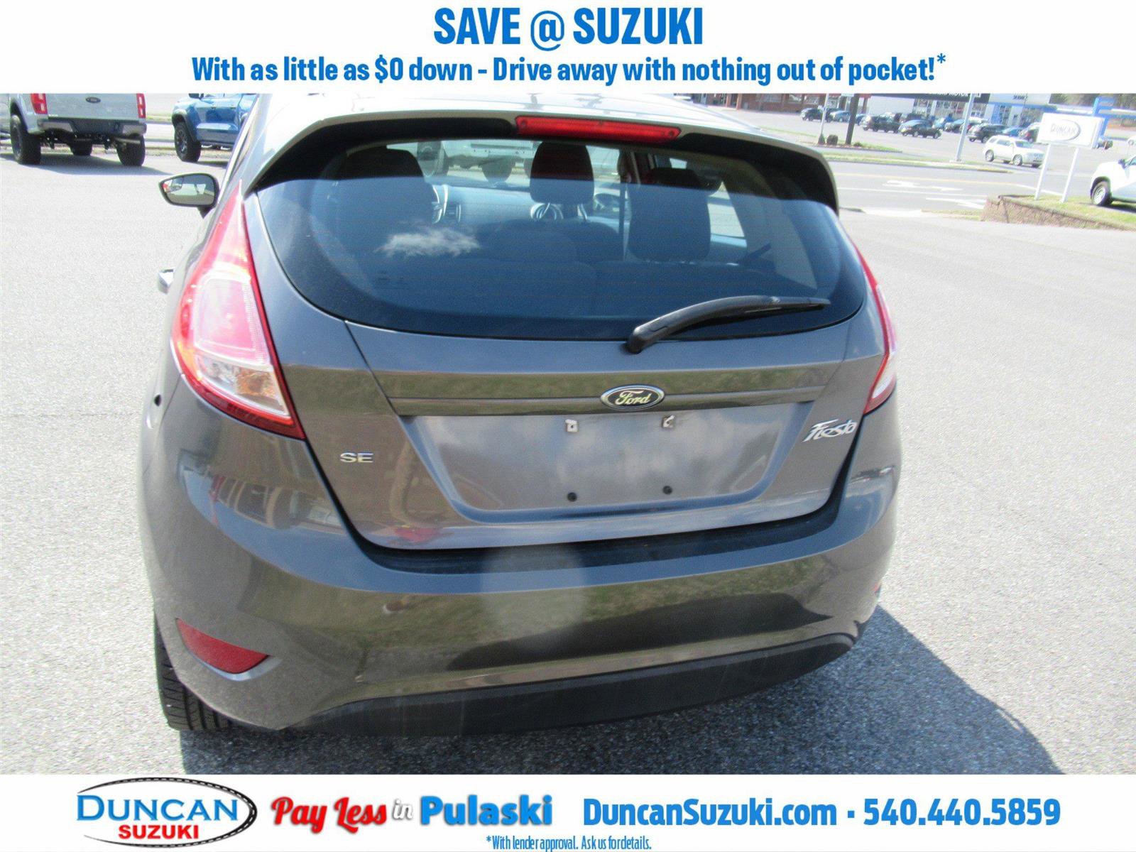 Used 2017 Ford Fiesta SE FWD image 4