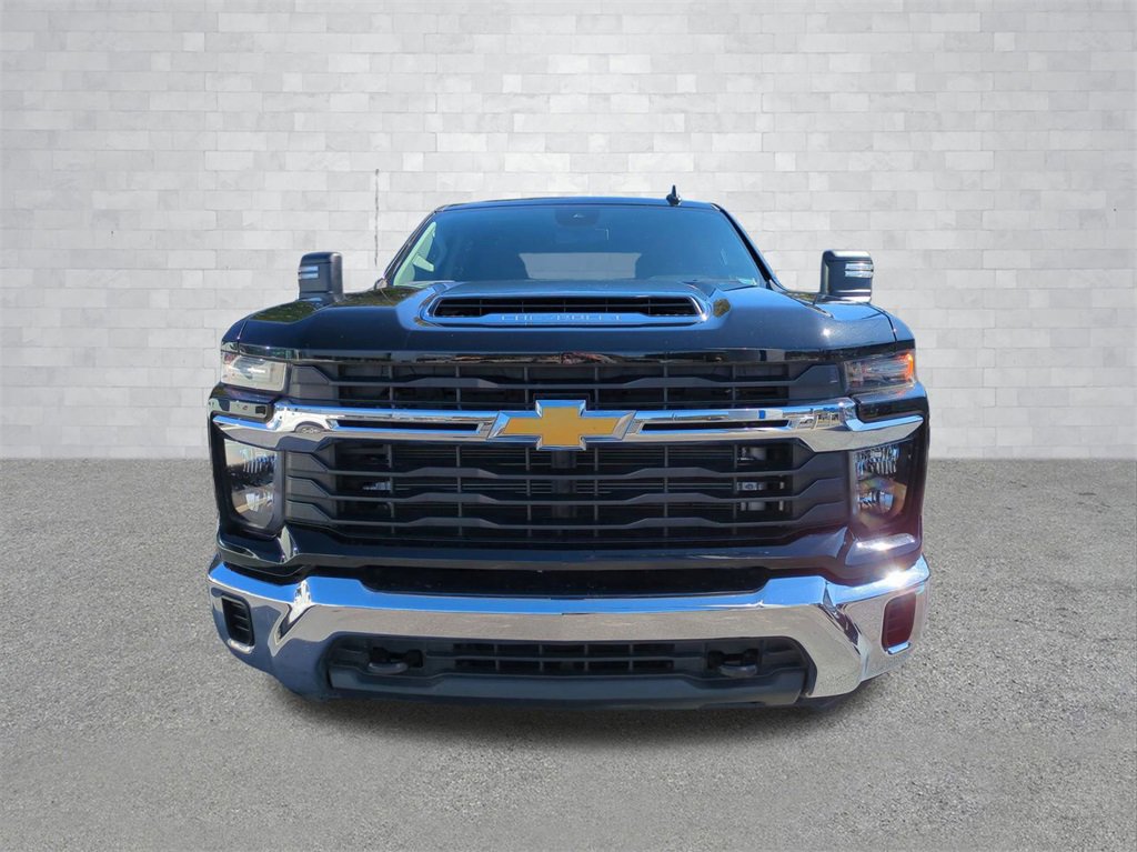 Used 2024 Chevrolet Silverado 2500 LT image 9