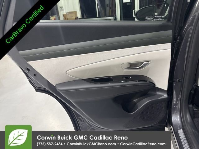 Used 2025 Hyundai Tucson Limited image 23