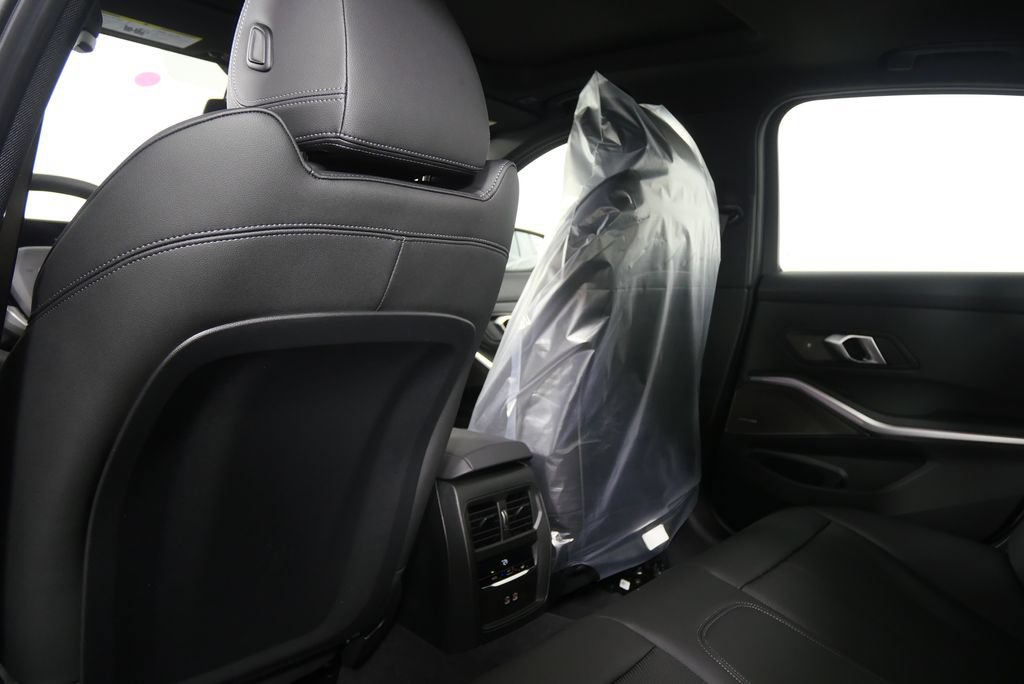 Used 2026 BMW 330i Sedan RWD image 16