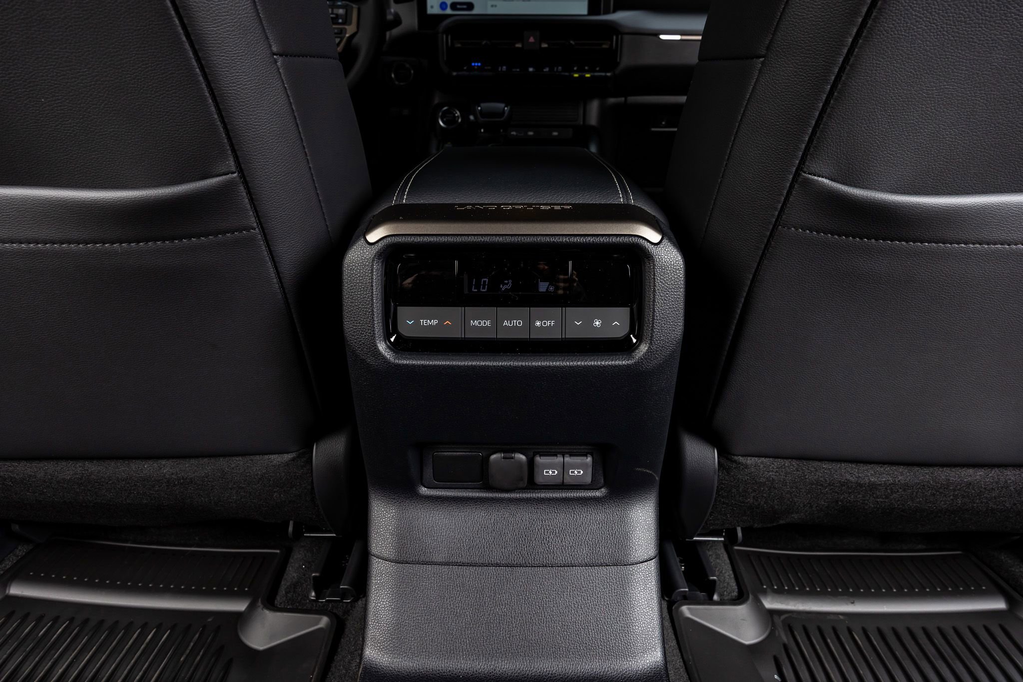 Used 2025 Toyota Land Cruiser w/ Premium Package image 33