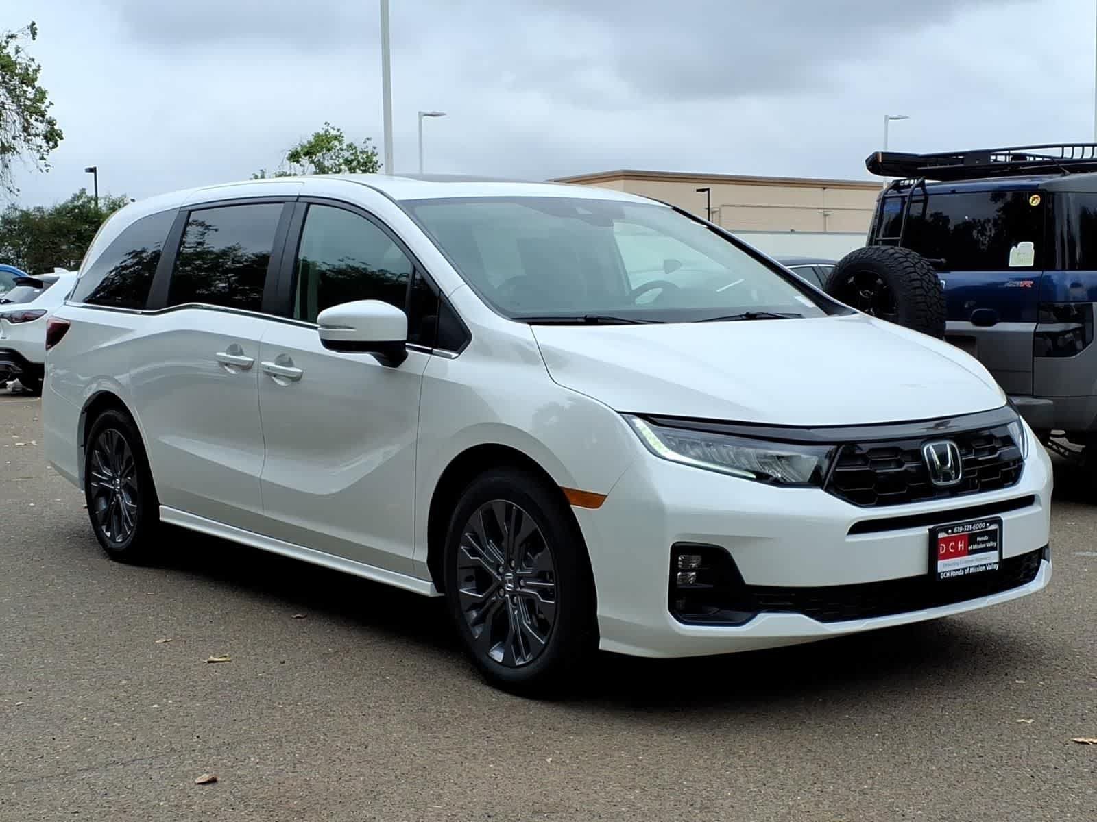 New 2026 Honda Odyssey Touring video 3