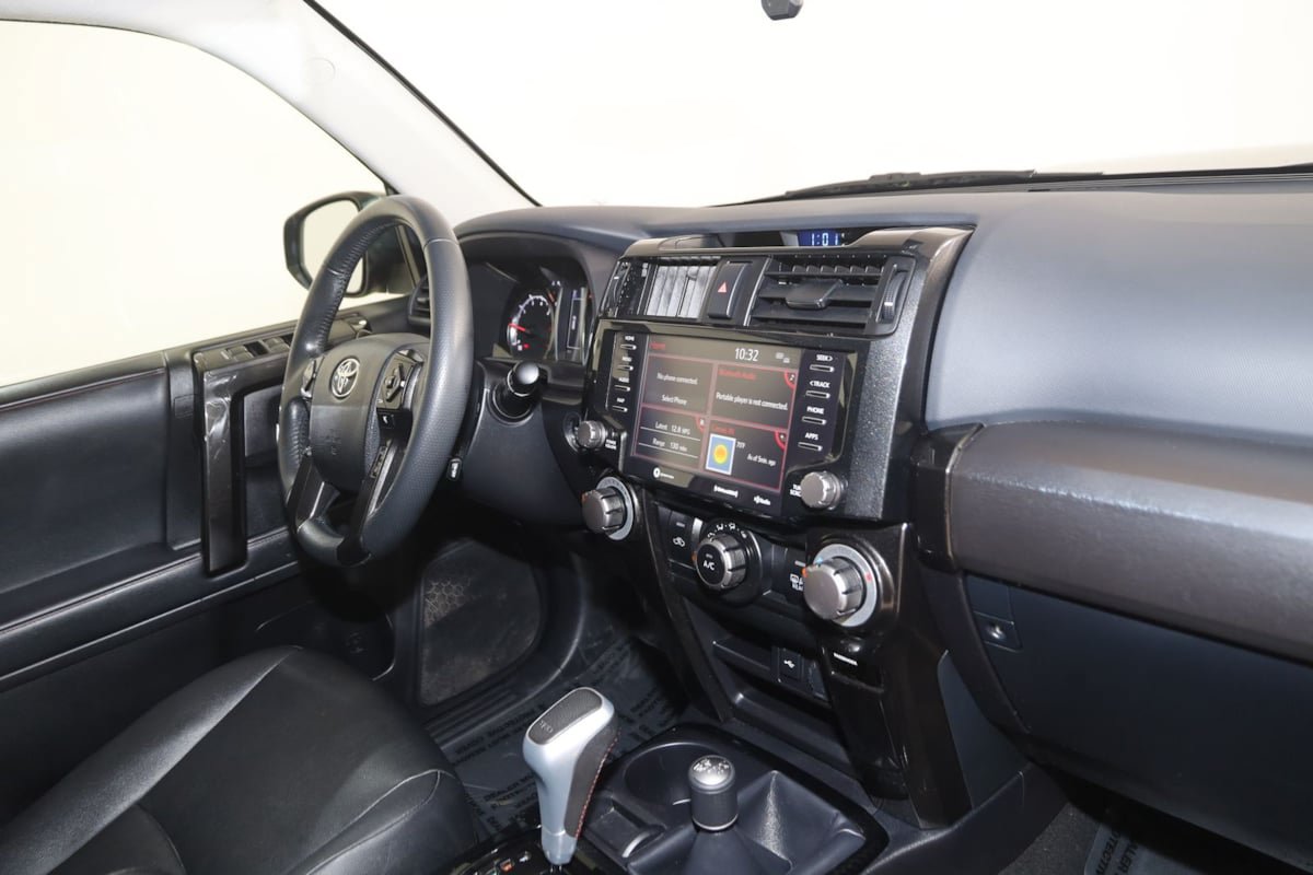 Used 2021 Toyota 4Runner TRD Off-Road Premium AWD/4WD image 39