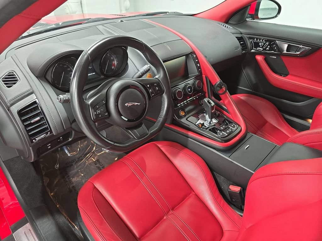 Used 2014 Jaguar F-TYPE S RWD image 4
