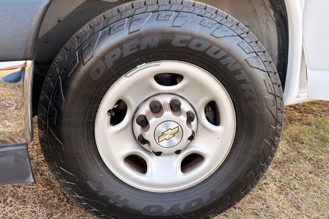 Used 2022 Chevrolet Express 3500 w/ Power Convenience Package image 23