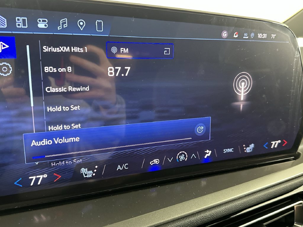 New 2027 Chevrolet Traverse LT AWD/4WD image 14