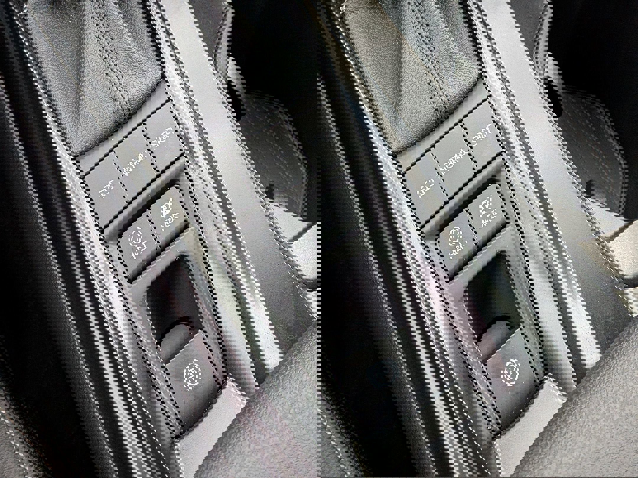 Certified 2025 Toyota Camry SE image 23