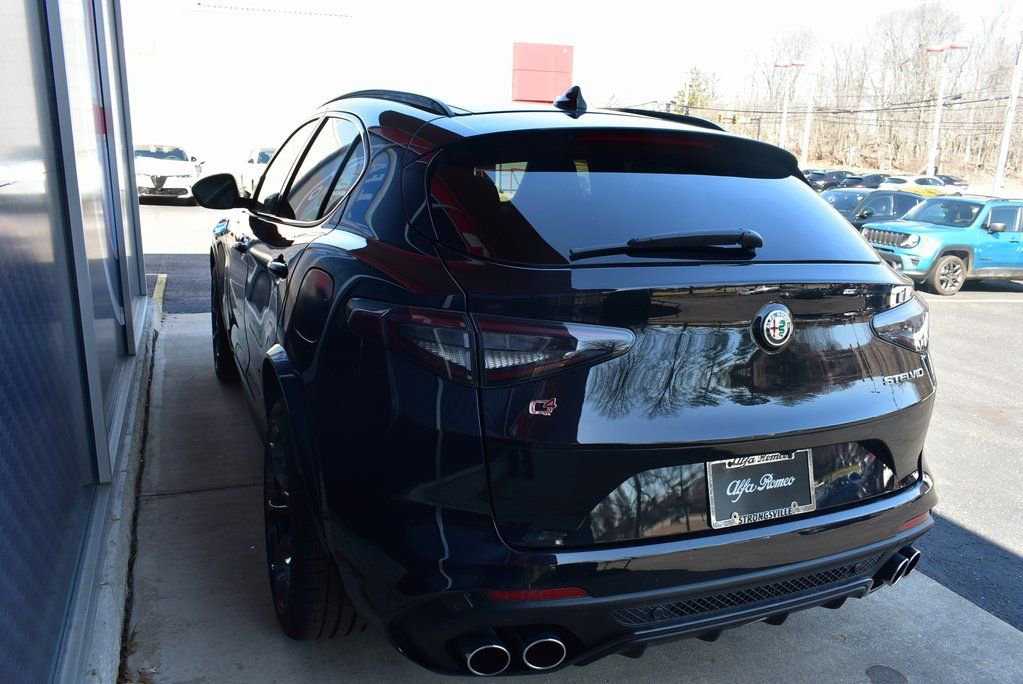 New 2024 Alfa Romeo Stelvio Quadrifoglio w/ Active Assist Plus Package AWD/4WD image 4