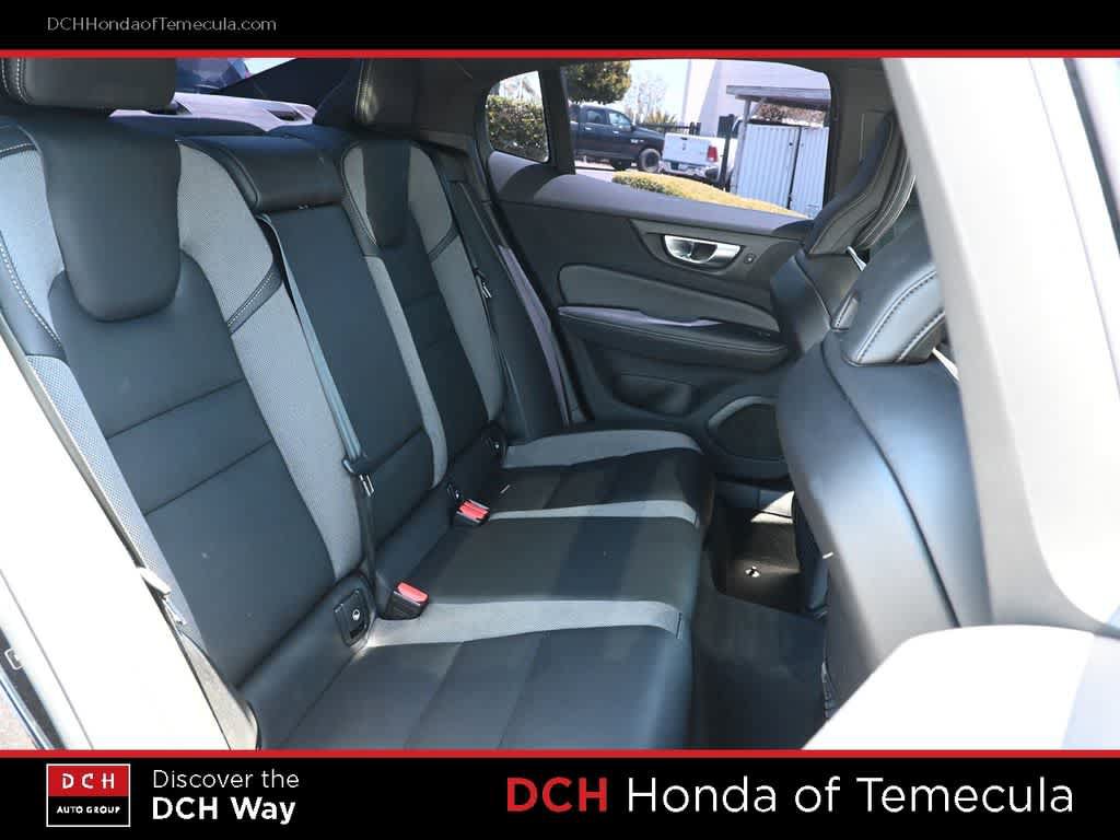 Used 2024 Volvo S60 B5 Plus w/ Climate Package AWD/4WD image 19