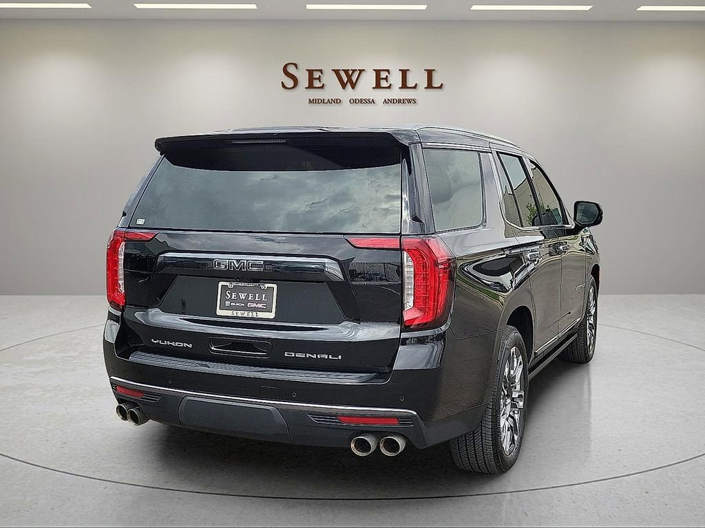 Used 2023 GMC Yukon Denali Ultimate AWD/4WD image 5