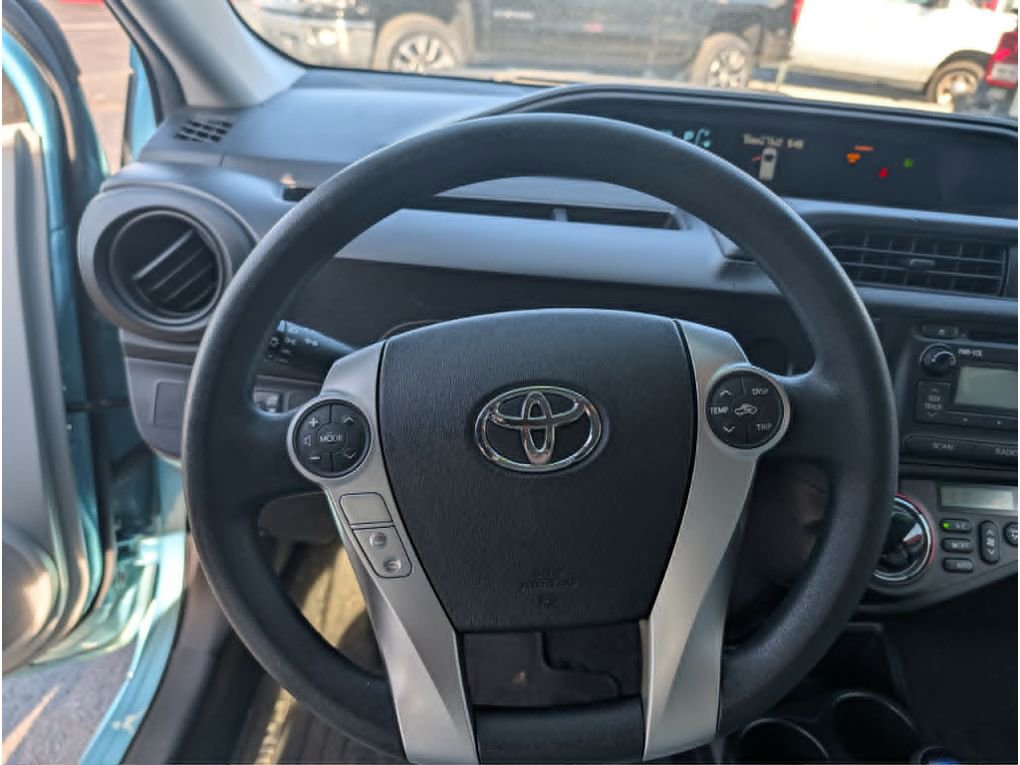 Used 2014 Toyota Prius C One image 7