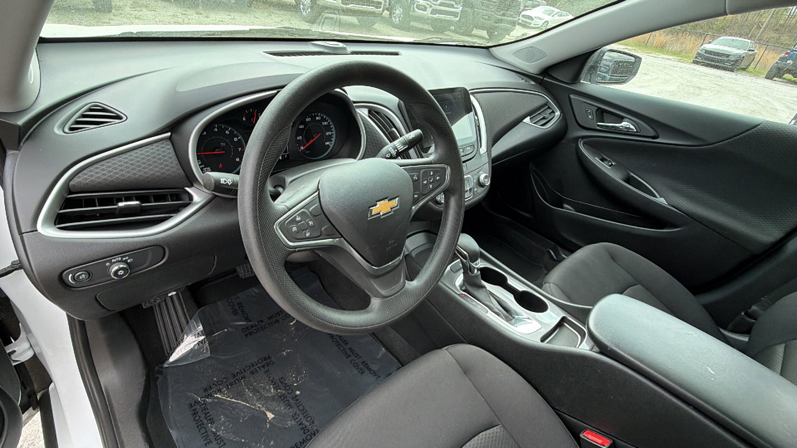 Used 2021 Chevrolet Malibu LS FWD image 24