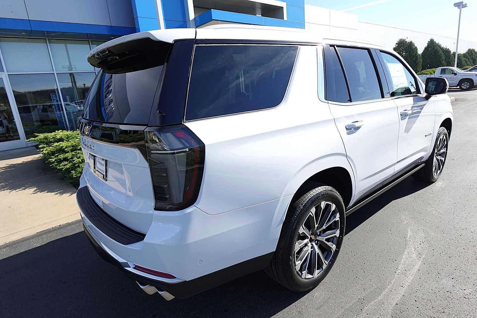 New 2026 Chevrolet Tahoe High Country image 3