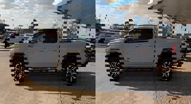 New 2026 GMC Canyon AT4 w/ Nightfall Essentials Package image 4