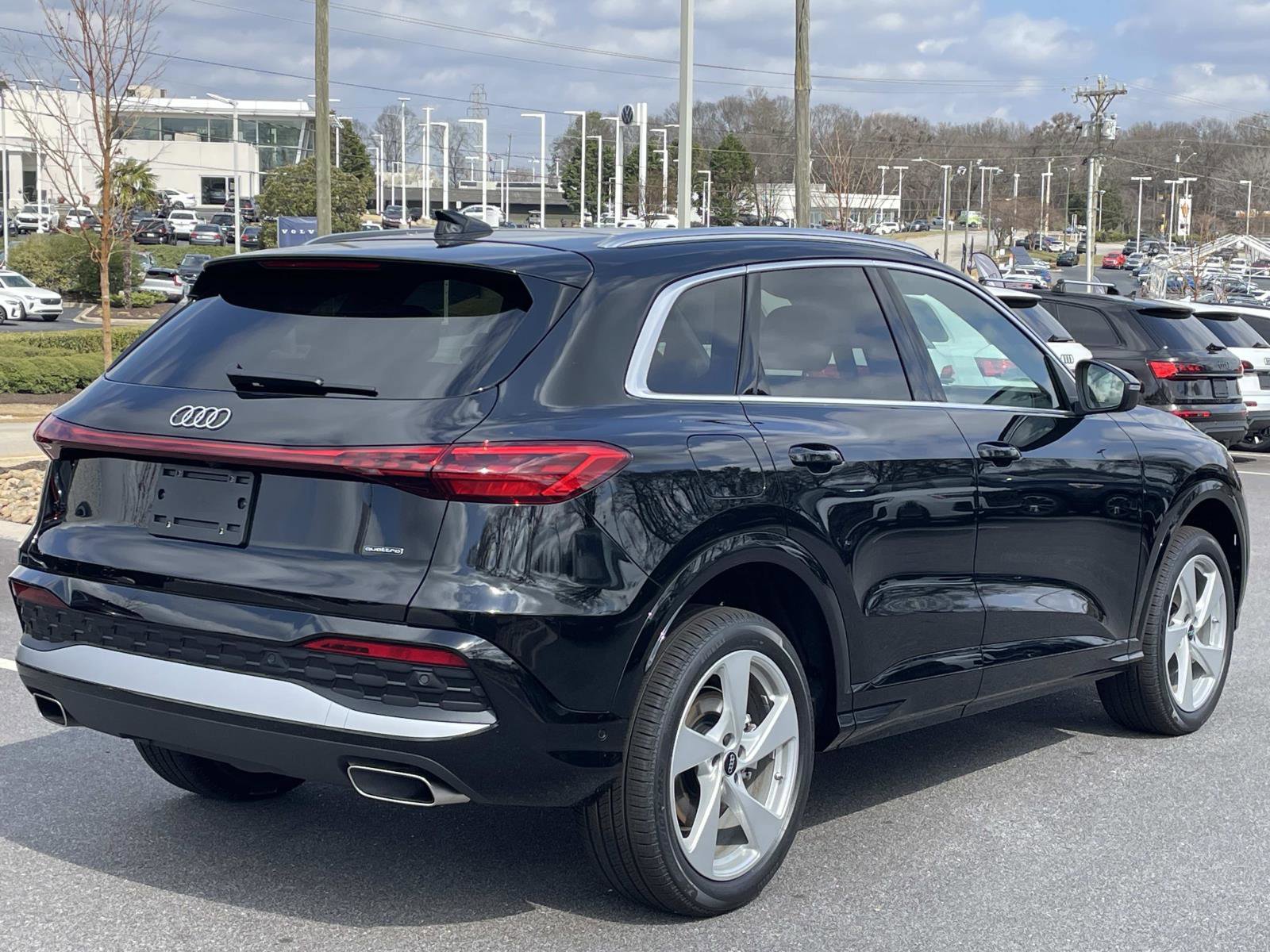 New 2025 Audi Q5 Premium Plus image 7