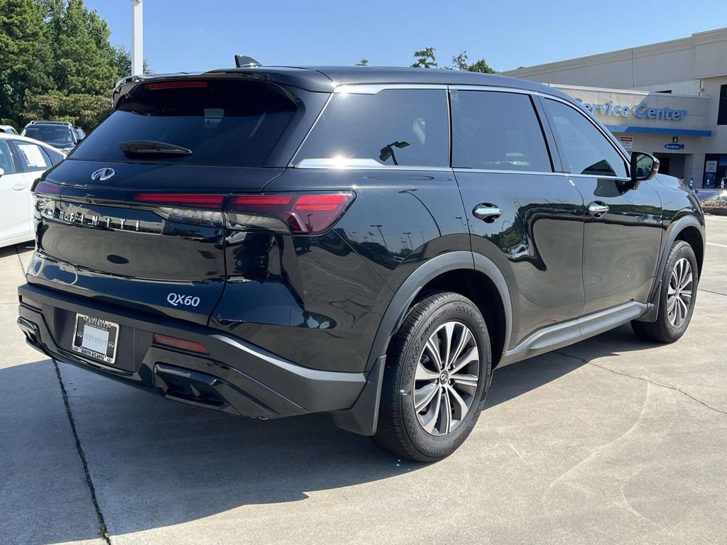 Used 2025 INFINITI QX60 Pure FWD image 3