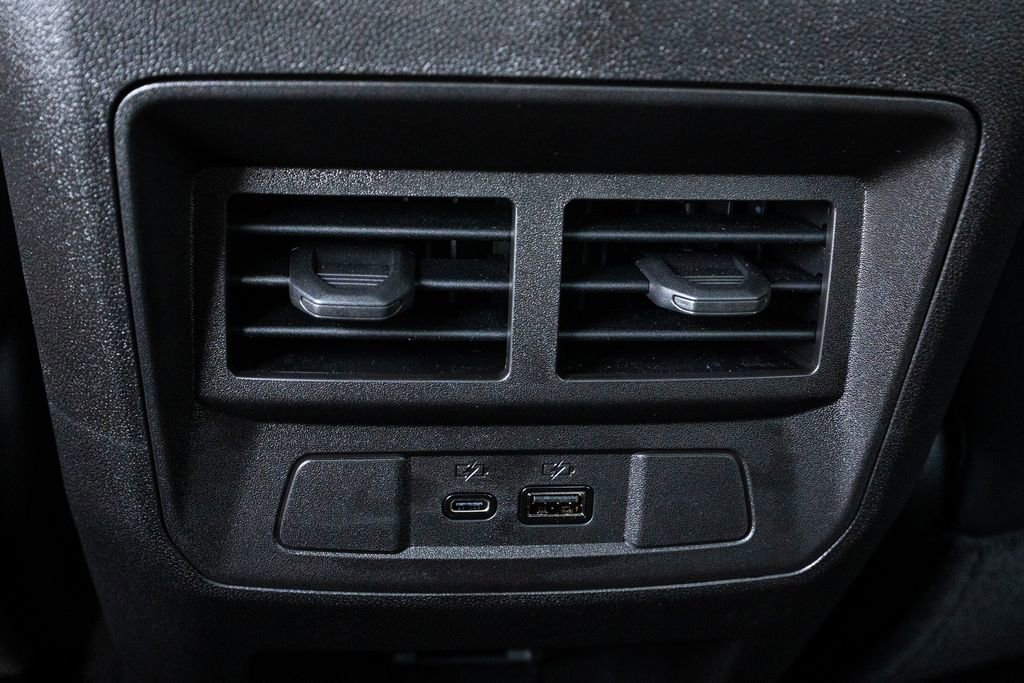 New 2025 Chevrolet Colorado LT w/ LT Convenience Package image 34