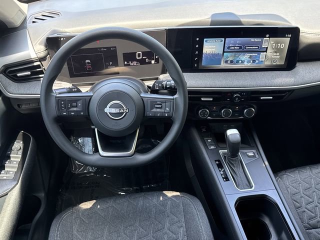 Used 2025 Nissan Kicks SV FWD image 22