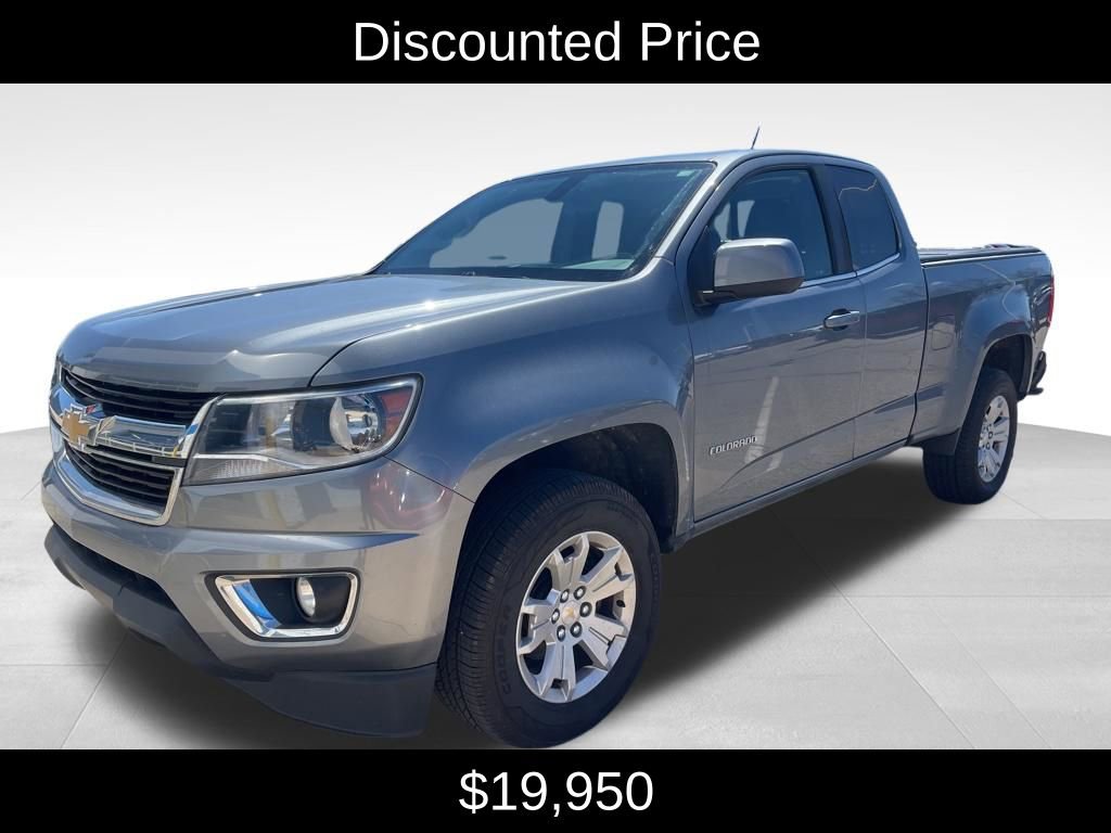 Used 2018 Chevrolet Colorado LT w/ LT Convenience Package AWD/4WD image 3