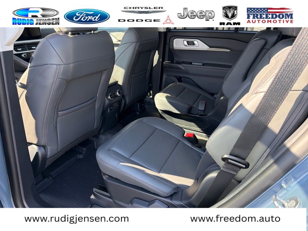 New 2026 Ford Explorer Active image 12