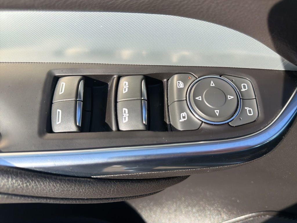 Used 2023 Cadillac XT4 Premium Luxury image 24