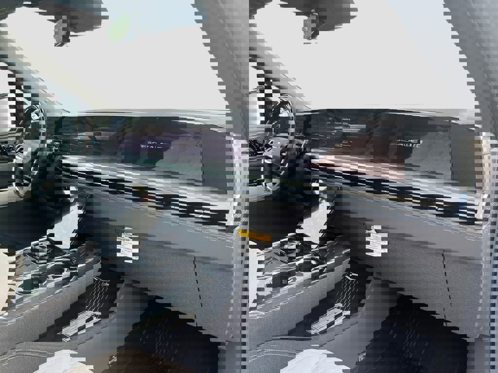 New 2026 Cadillac Escalade IQ Sport 1 w/ LPO, ONYX Package image 32