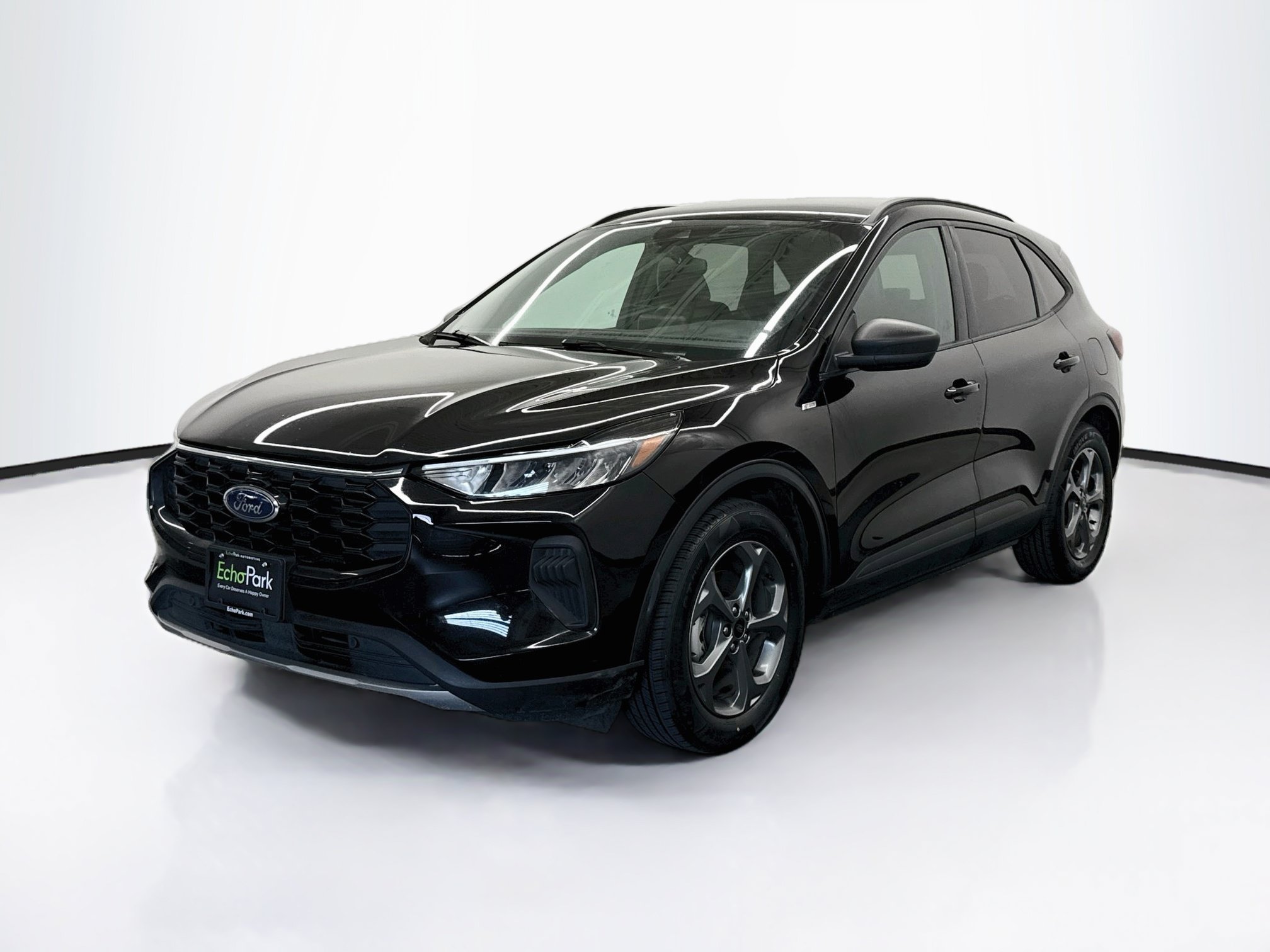 Used 2025 Ford Escape ST-Line FWD image 3