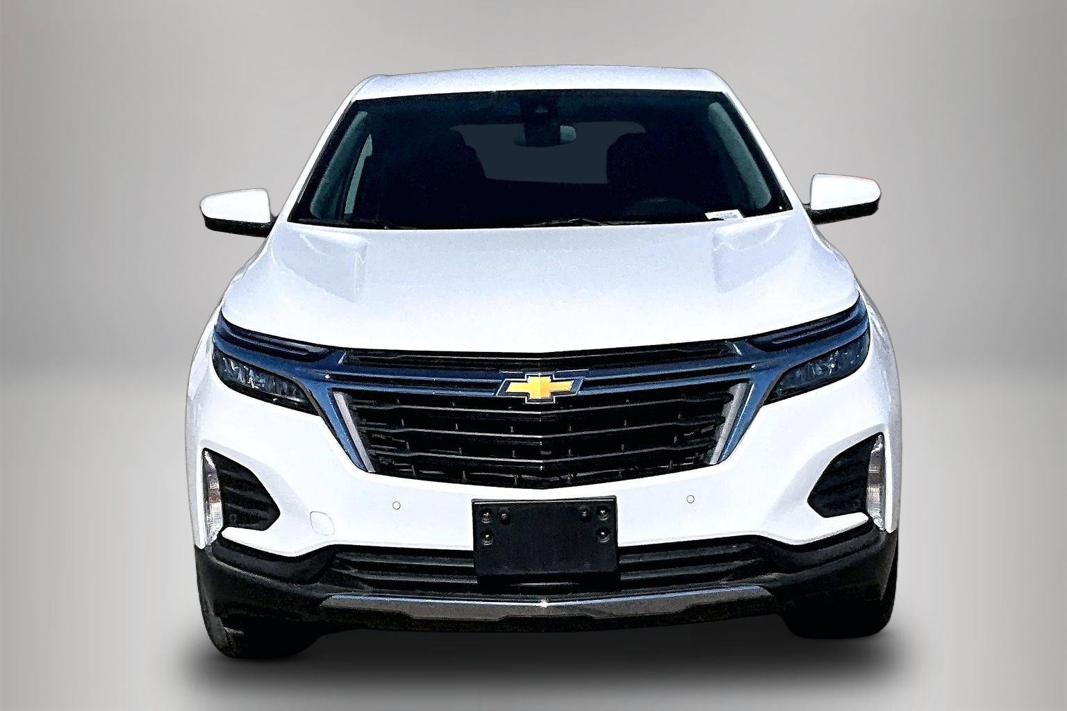 Used 2024 Chevrolet Equinox LT FWD image 2
