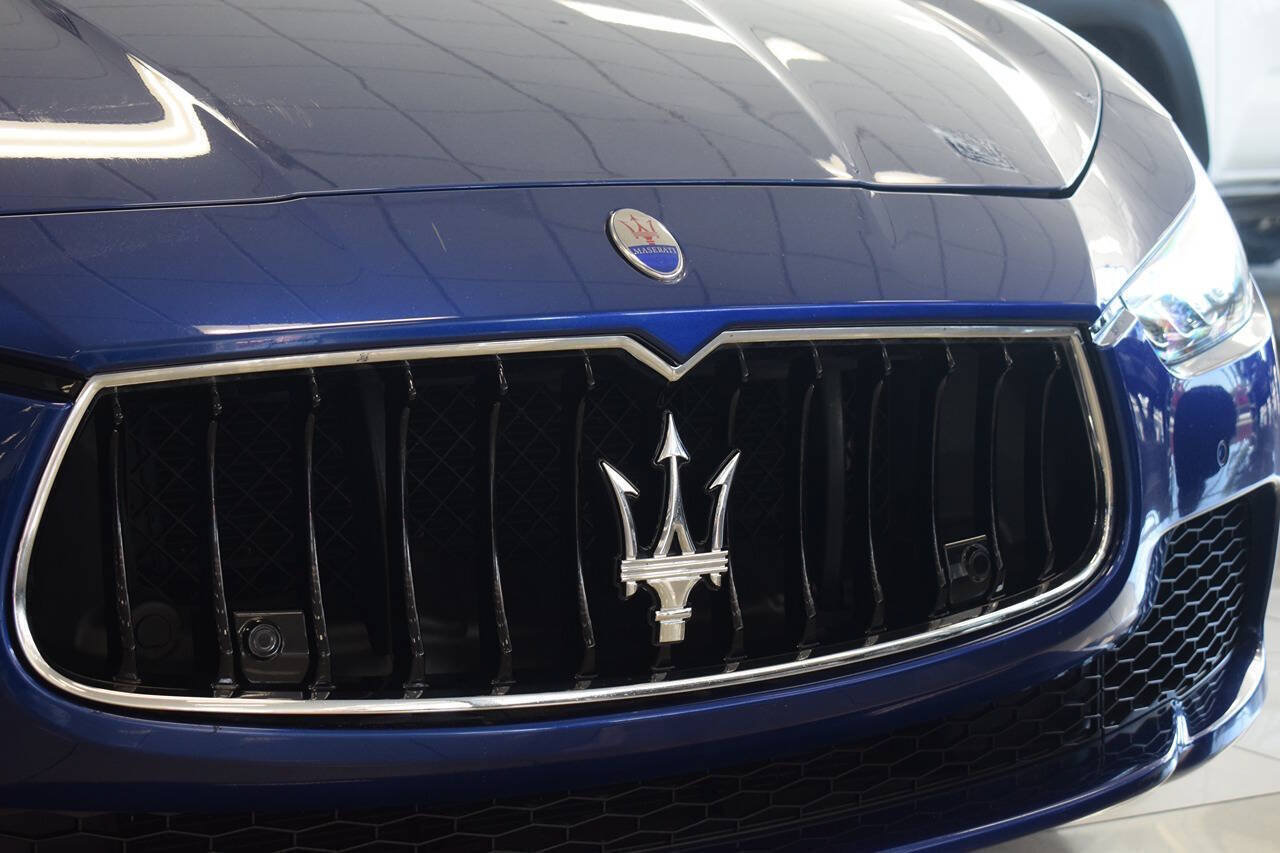 Used 2016 Maserati Ghibli S RWD image 11