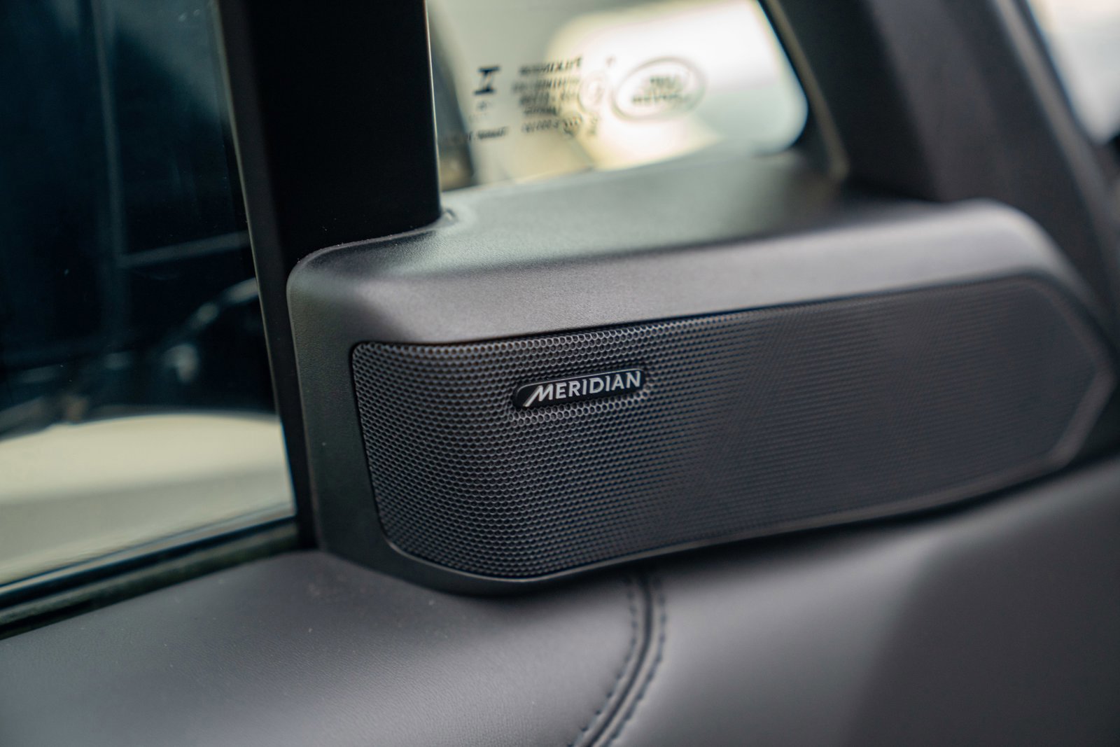 Used 2023 Land Rover Range Rover SE image 11