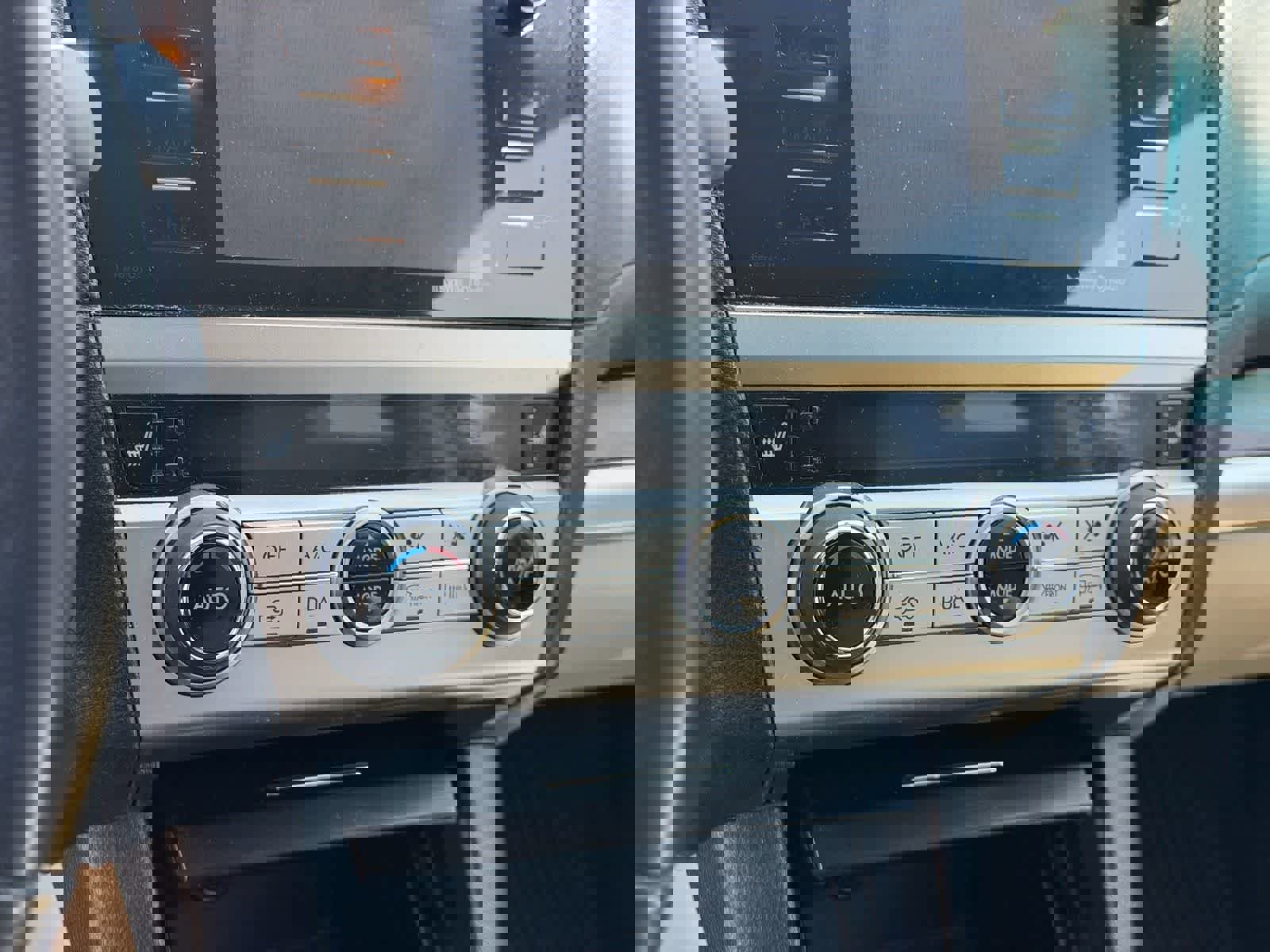 Used 2017 Subaru Outback 2.5i Limited AWD/4WD image 10